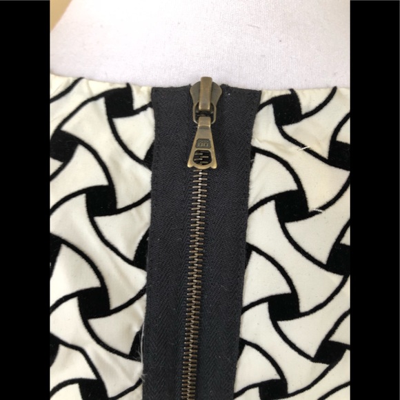 Marni Black/White Textured Dress Sz 40/4 US - Picture 9 of 12